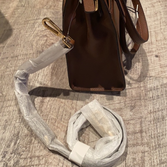 Calvin Klein Brown leather Hayden Bag~ NWT - Picture 3 of 7